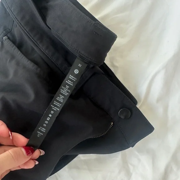 Lululemon men’s ABC Slim-Fit 5 Pocket Pant 32L Warpstreme casual dress pant